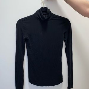 Aritzia long sleeve